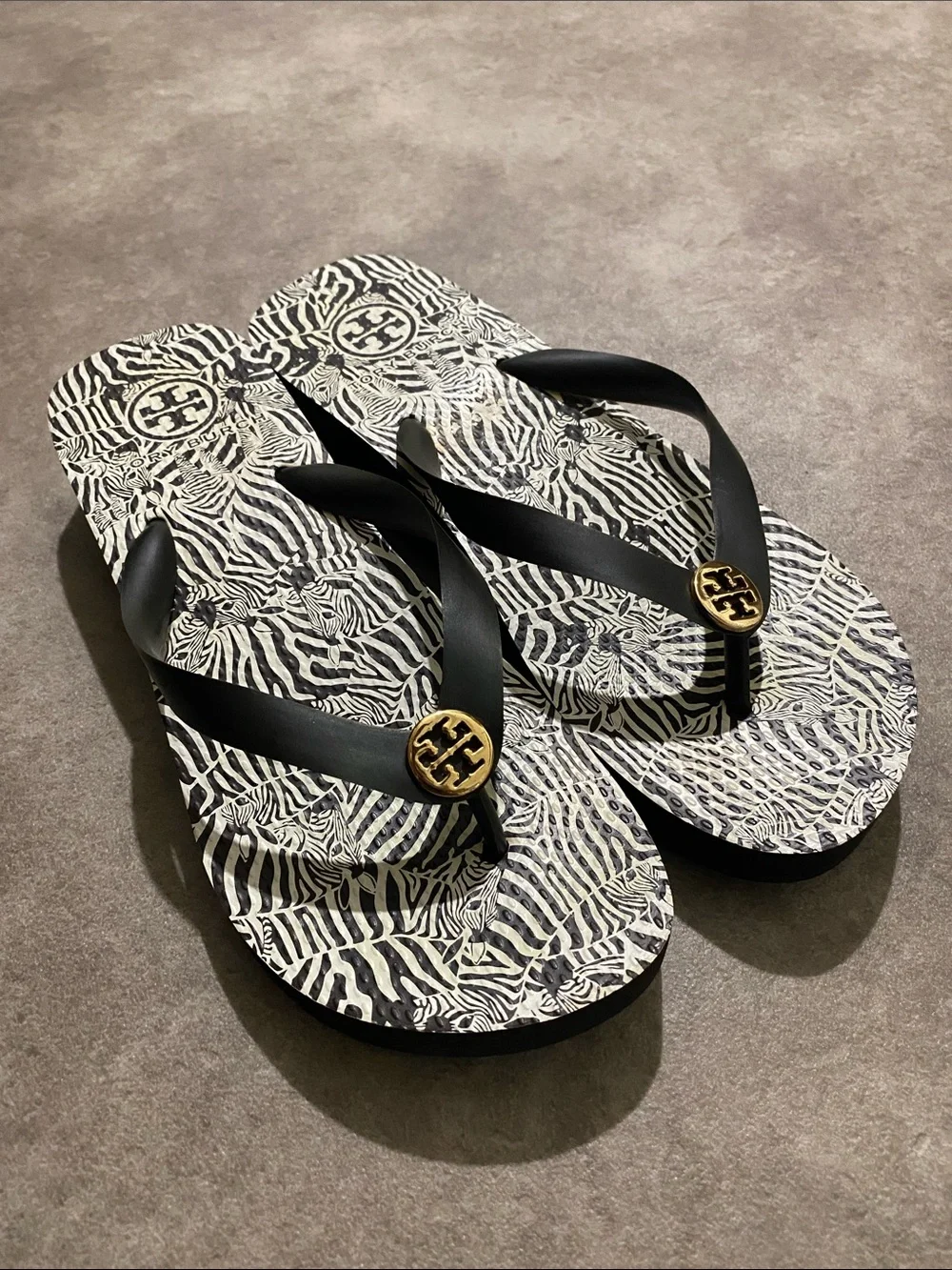 Tory Burch Wedge Platform Thong Sandal Size 8.5